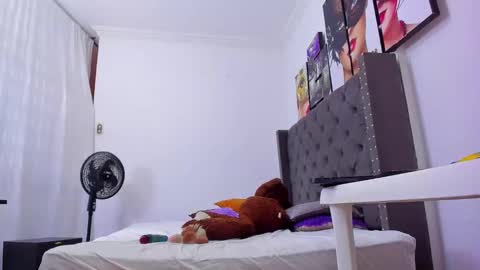 Snapshot of roxy_rebel chatting on February 27, 2025, 2:10 pm roxy online show from February 27, 2025, 2:10 pm
