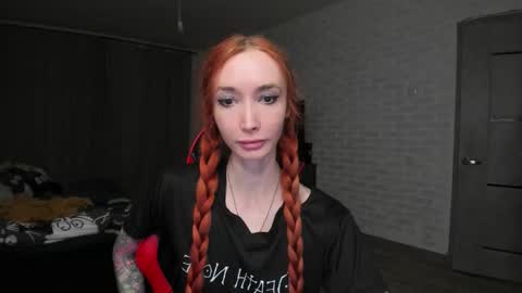 Roxy online show from October 14, 2025, 4:19 pm