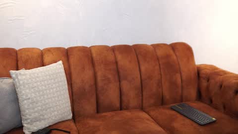 Roxy  online show from November 4, 2025, 12:15 pm