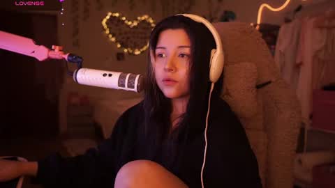 roxysuh online show from August 8, 2026, 8:05 am
