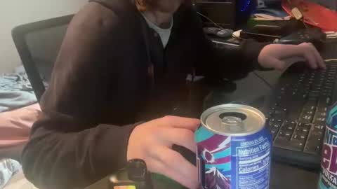 Snapshot of royalty13m chatting on October 24, 2025, 3:19 pm Royalty13m online show from October 24, 2025, 3:19 pm