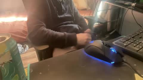 Snapshot of royalty13m chatting on October 26, 2025, 6:58 pm Royalty13m online show from October 26, 2025, 6:58 pm