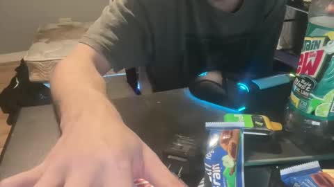 Snapshot of royalty13m chatting on November 17, 2025, 3:29 pm Royalty13m online show from November 17, 2025, 3:29 pm