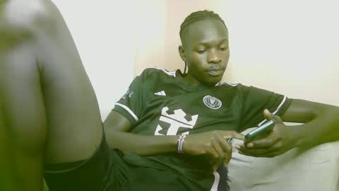 royalty254 online show from April 27, 2026, 7:28 am