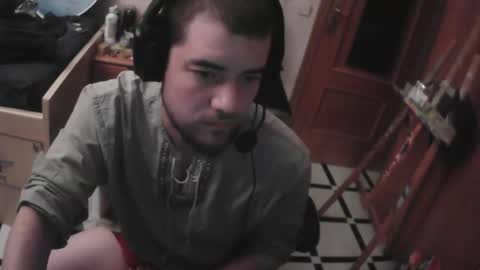 royer04 online show from October 12, 2025, 8:52 pm