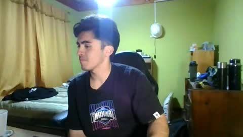 Snapshot of rpaulo25 chatting on June 8, 2026, 10:21 pm rpaulo25 online show from June 8, 2026, 10:21 pm