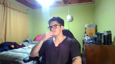 Snapshot of rpaulo25 chatting on June 11, 2026, 4:43 am rpaulo25 online show from June 11, 2026, 4:43 am