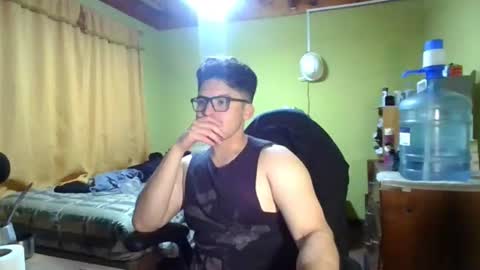 Snapshot of rpaulo25 chatting on June 26, 2026, 2:27 am rpaulo25 online show from June 26, 2026, 2:27 am
