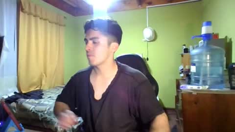 Snapshot of rpaulo25 chatting on July 5, 2026, 6:09 am rpaulo25 online show from July 5, 2026, 6:09 am