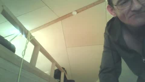 rpellet2 online show from November 25, 2025, 5:29 am