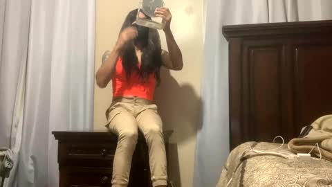 Snapshot of rrod2147 chatting on October 23, 2025, 1:27 am rrod2147 online show from October 23, 2025, 1:27 am