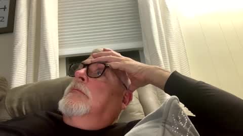 rs006 online show from October 12, 2025, 2:32 am