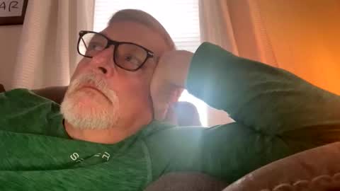 rs006 online show from December 4, 2025, 2:26 pm