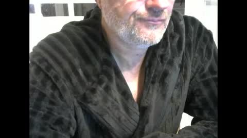 Snapshot of rsindie2 chatting on December 4, 2024, 11:46 pm rsindie2 online show from December 4, 2024, 11:46 pm