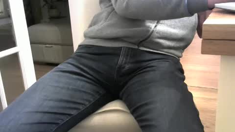 Snapshot of rsindie2 chatting on December 16, 2024, 10:13 pm rsindie2 online show from December 16, 2024, 10:13 pm