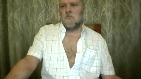 Snapshot of rsl1963 chatting on April 4, 2026, 8:23 am rsl1963 online show from April 4, 2026, 8:23 am