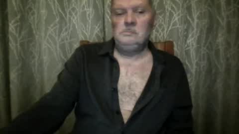 Snapshot of rsl1963 chatting on April 23, 2026, 8:57 am rsl1963 online show from April 23, 2026, 8:57 am