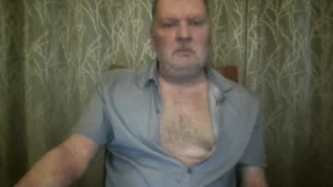 Snapshot of rsl1963 chatting on April 28, 2026, 7:35 am rsl1963 online show from April 28, 2026, 7:35 am