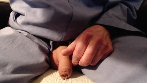 rubbertapper online show from December 10, 2024, 10:37 pm