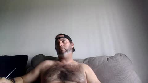 rubbingoneout714 online show from April 11, 2026, 3:27 pm