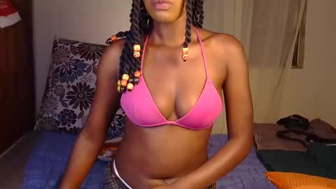 Rosee online show from May 7, 2026, 9:42 pm