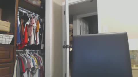 rubensuckmycock online show from September 15, 2025, 4:12 am