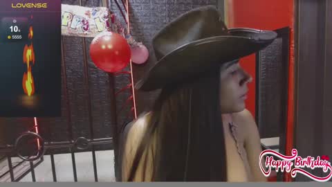 Snapshot of rubi_boobs_ chatting on February 28, 2025, 1:47 pm Rubi online show from February 28, 2025, 1:47 pm