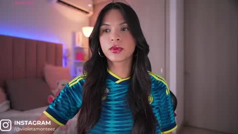 Snapshot of rubioberli chatting on July 8, 2026, 2:27 am RubiOberli 9 INCH Guys my blue page is available now online show from July 8, 2026, 2:27 am