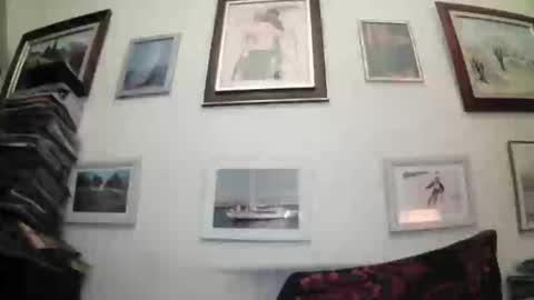 Snapshot of rubis501 chatting on November 16, 2025, 5:29 pm rubis501 online show from November 16, 2025, 5:29 pm