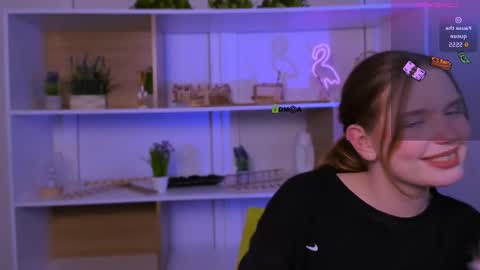 ruby_lay online show from September 17, 2025, 9:27 pm
