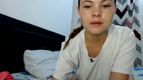 Rubyklar online show from December 18, 2024, 2:42 am