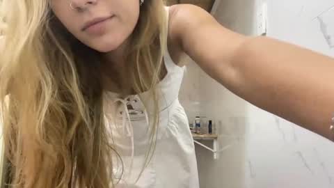 KaY online show from June 27, 2026, 12:22 pm