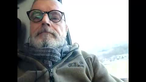 Snapshot of ruk_ri913mn chatting on January 3, 2025, 12:41 pm Jimi online show from January 3, 2025, 12:41 pm