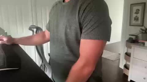 rungriff2323 online show from October 10, 2025, 7:57 pm