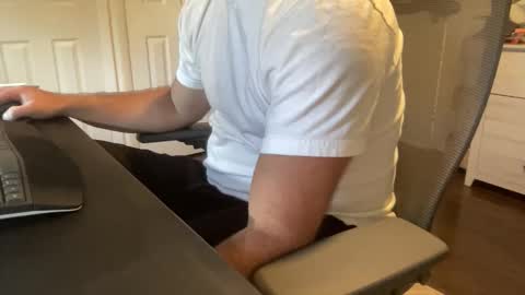 rungriff2323 online show from October 29, 2025, 2:08 pm