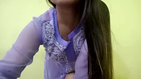 Snapshot of rupali01 chatting on February 26, 2025, 6:04 am Rupali online show from February 26, 2025, 6:04 am