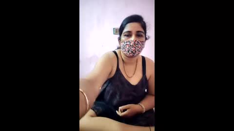 rupali_12 online show from April 5, 2026, 2:03 pm