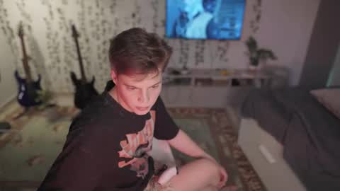 rusbradpitt online show from November 19, 2025, 12:05 pm