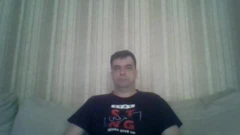 rusqadisx online show from April 23, 2026, 12:40 pm