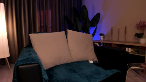 Snapshot of russianbonita chatting on April 8, 2026, 3:12 pm Chrissy online show from April 8, 2026, 3:12 pm
