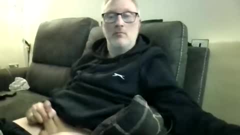 Snapshot of rusty69x chatting on December 3, 2025, 2:52 am rusty69x online show from December 3, 2025, 2:52 am