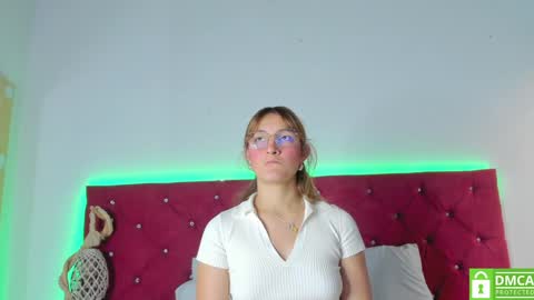 Snapshot of ruth_harvey chatting on December 27, 2024, 6:10 pm Ruth online show from December 27, 2024, 6:10 pm