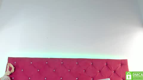 Snapshot of ruth_harvey chatting on December 28, 2024, 3:59 pm Ruth online show from December 28, 2024, 3:59 pm