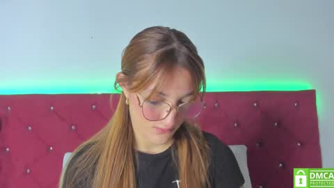 Snapshot of ruth_harvey chatting on January 14, 2025, 12:35 pm Ruth online show from January 14, 2025, 12:35 pm