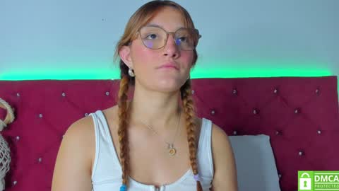 Snapshot of ruth_harvey chatting on January 23, 2025, 12:52 pm Ruth online show from January 23, 2025, 12:52 pm