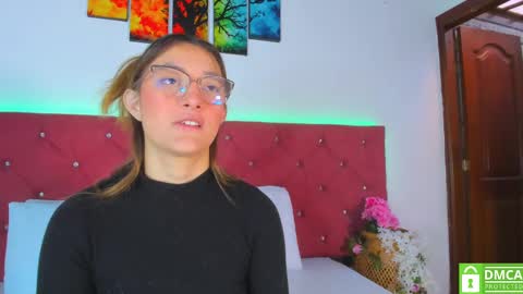 Snapshot of ruth_harvey chatting on September 10, 2025, 12:27 pm Ruth online show from September 10, 2025, 12:27 pm