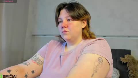 Snapshot of rutholiver chatting on July 12, 2026, 1:18 am Ruth GMT2 Mon 10 AM - 4 PM Tue 10 AM - 4 PM Thu 3-9 AM Fri 10 AM - 4 PM Sun 10 AM - 4 PM. online show from July 12, 2026, 1:18 am