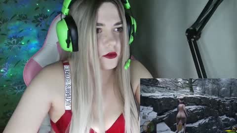 Tanyushka online show from January 19, 2025, 6:00 pm