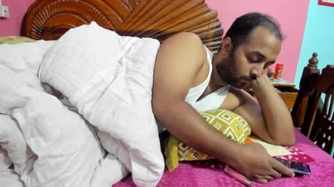 rwb17 online show from January 5, 2025, 3:55 pm