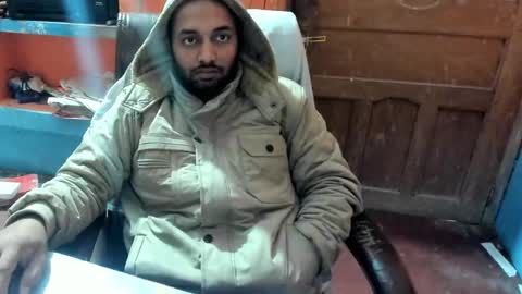 rwb17 online show from January 8, 2025, 7:03 am